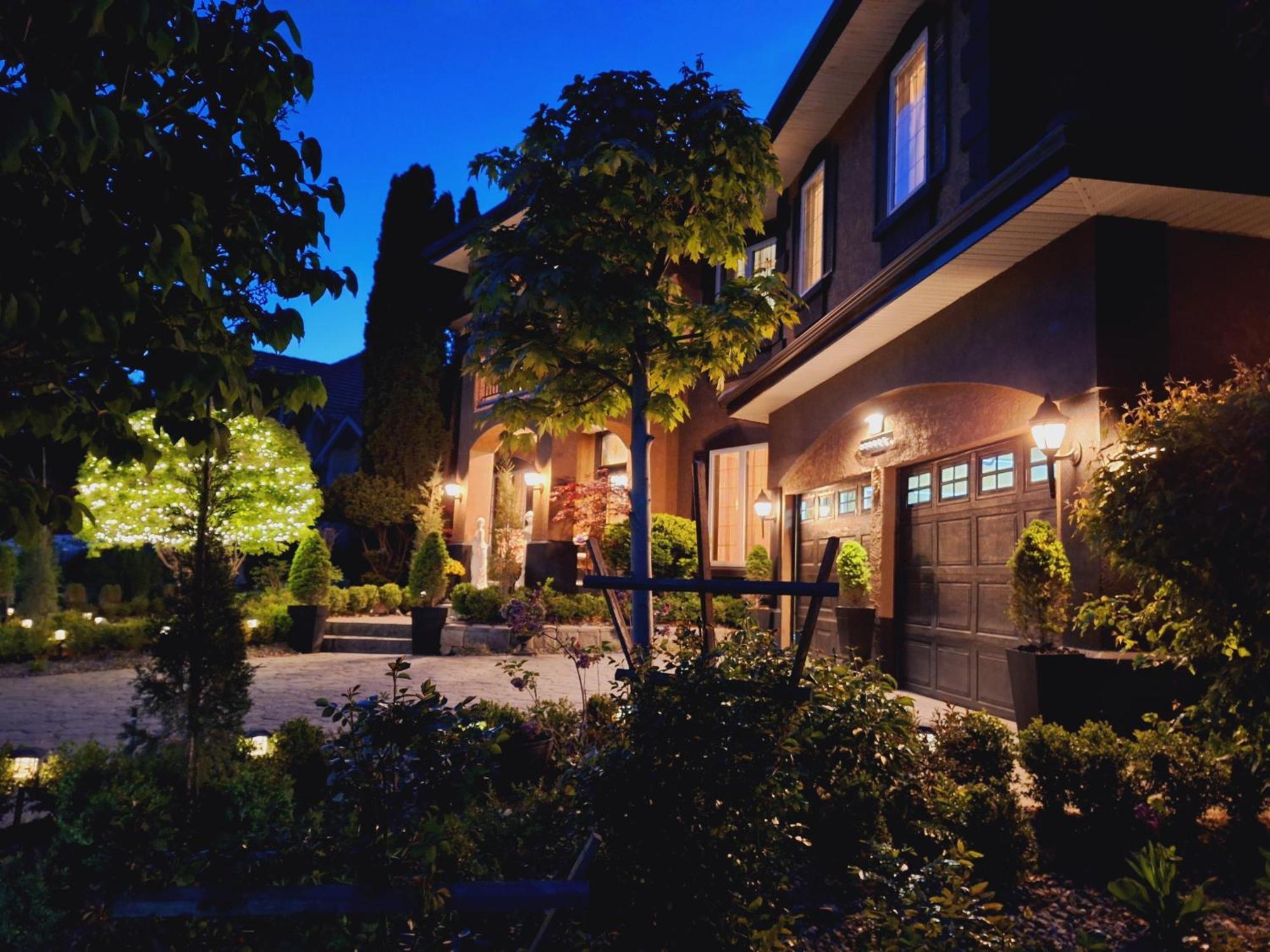 Villa Bellissimo Frantalia - La Galleriseum Versaliere Kelowna Exterior foto